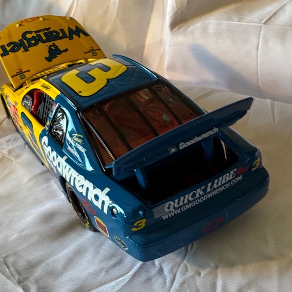 LIMITED ADDITION Wrangler Jeans Blue and Yellow NASCAR  1999 - Picture 12 of 12